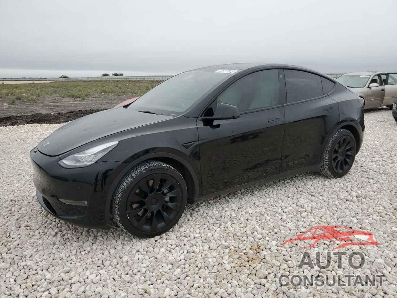 TESLA MODEL Y 2021 - 5YJYGDEE1MF250865