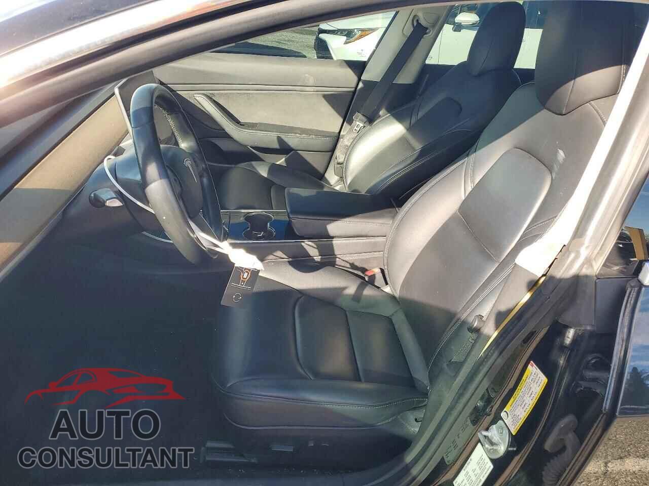 TESLA MODEL 3 2019 - 5YJ3E1EA6KF310695