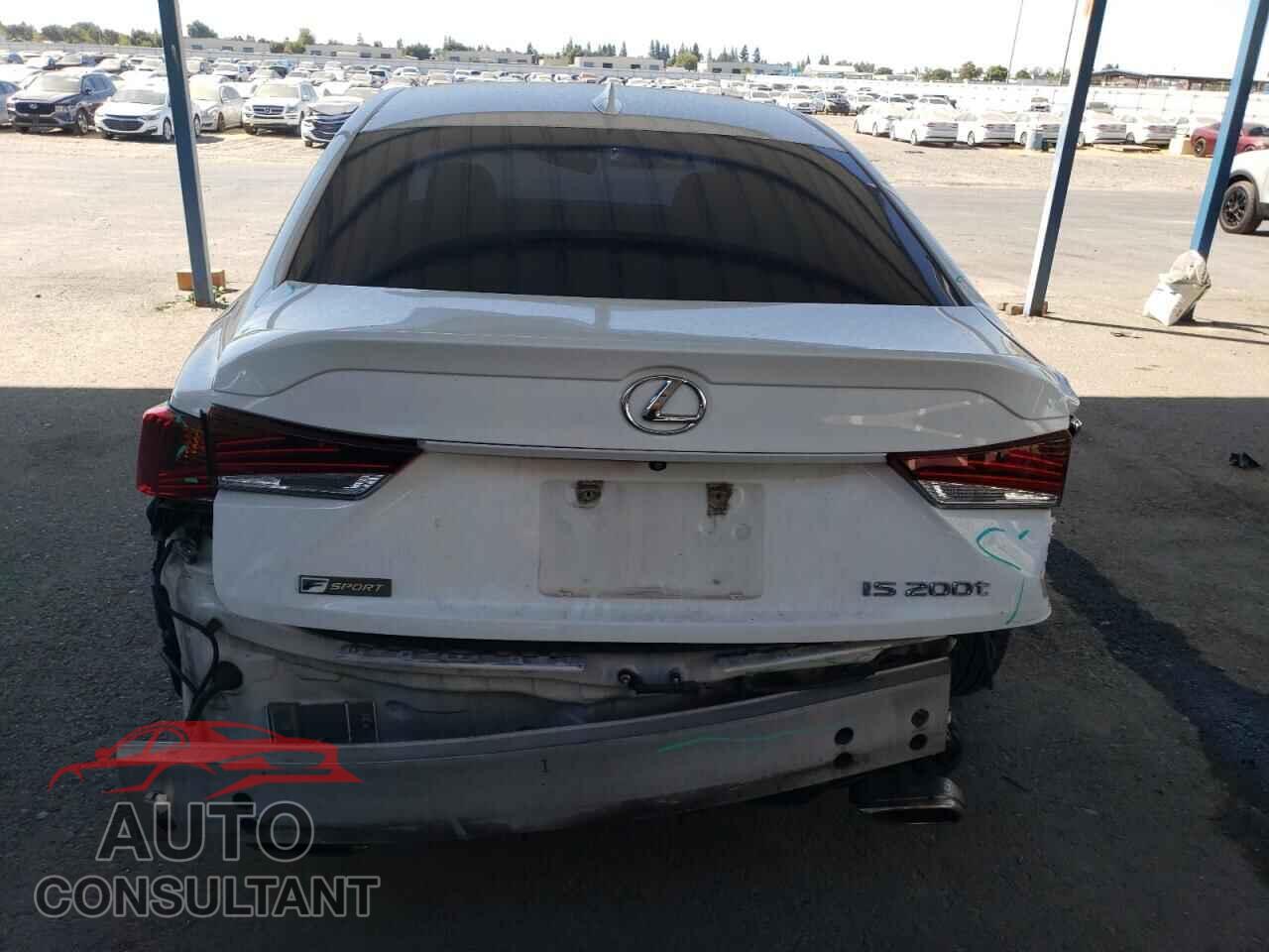 LEXUS IS 2017 - JTHBA1D21H5041371