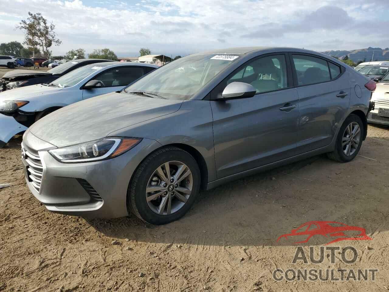 HYUNDAI ELANTRA 2018 - KMHD84LF9JU632552