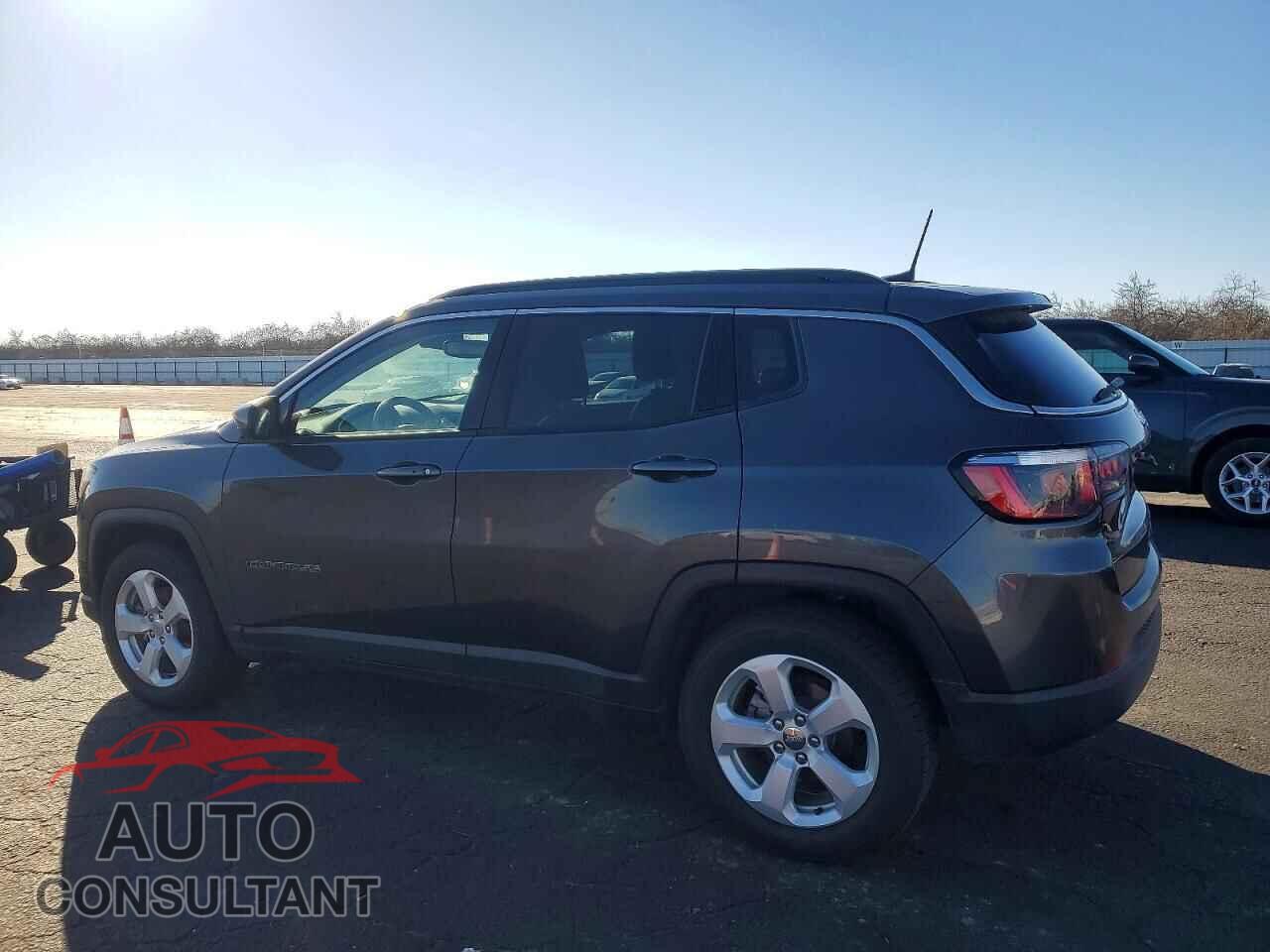 JEEP COMPASS 2019 - 3C4NJCBB4KT750042