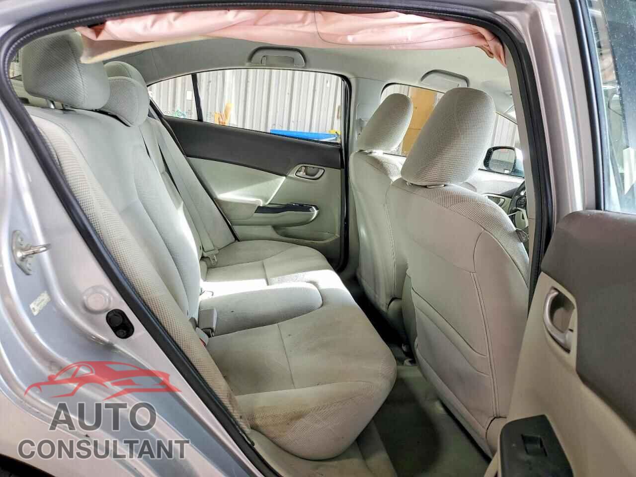 HONDA CIVIC 2012 - 2HGFB2F50CH584985