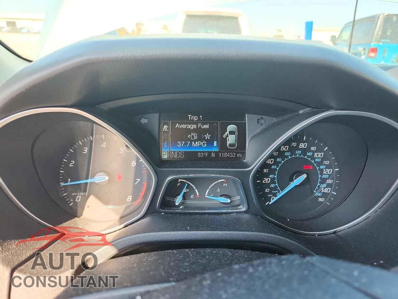 FORD FOCUS 2012 - 1FAHP3M2XCL307339