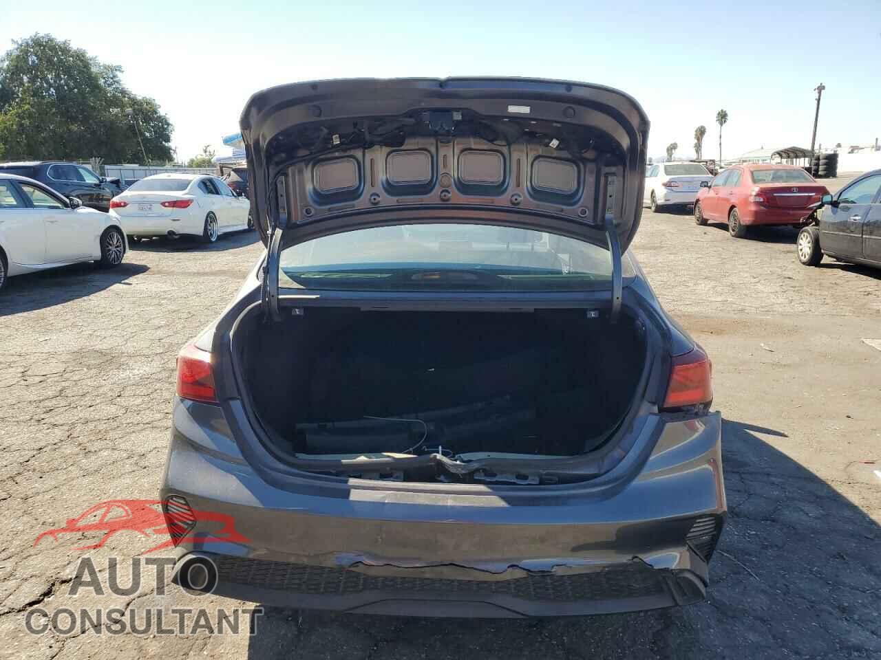 KIA FORTE 2022 - 3KPF24AD8NE439653