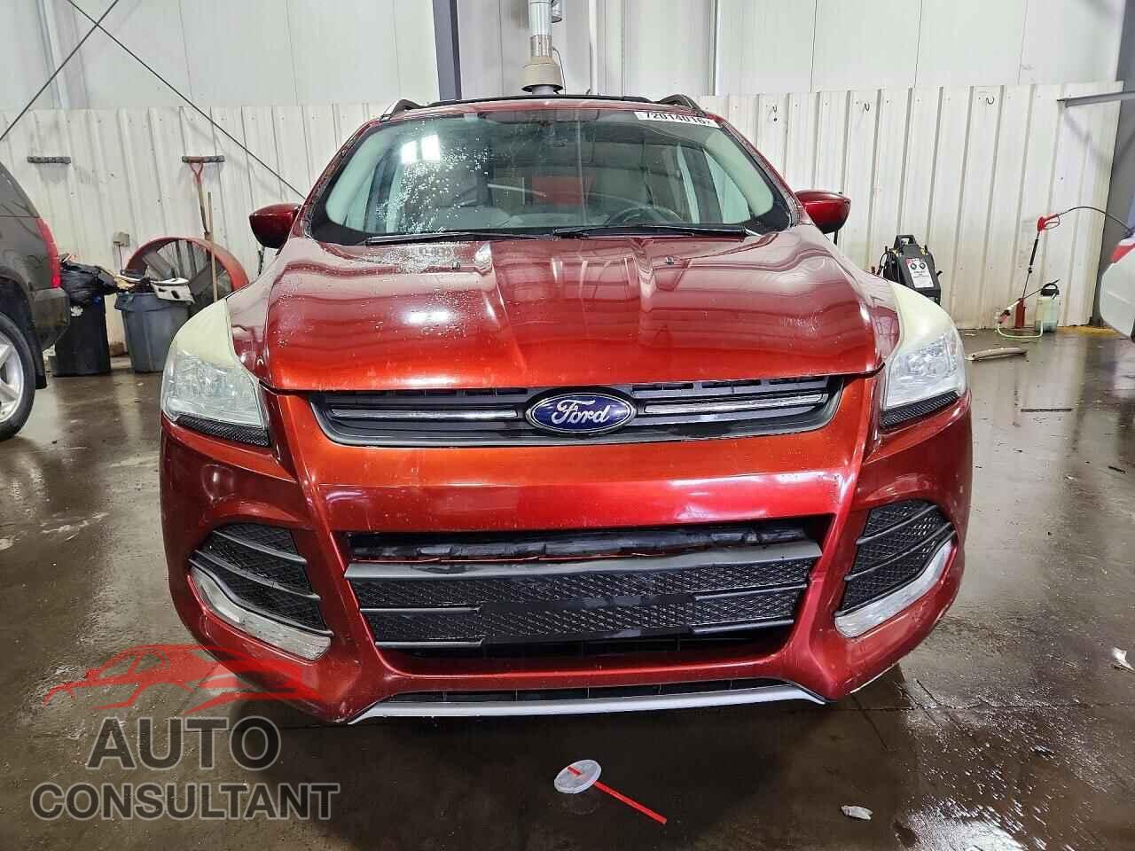FORD ESCAPE 2015 - 1FMCU9GX2FUB06827