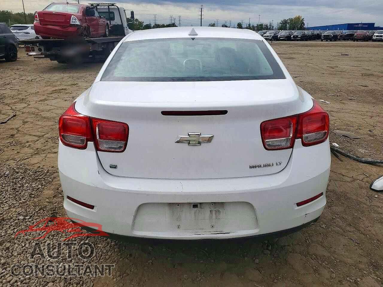 CHEVROLET MALIBU 2014 - 1G11C5SL2EF242995