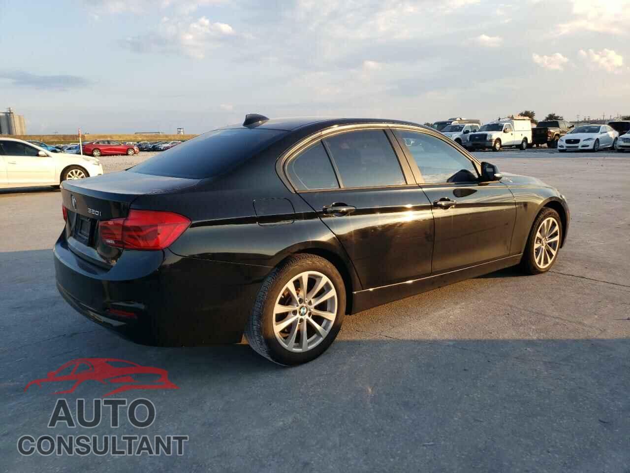 BMW 3 SERIES 2016 - WBA8E1G57GNU12082