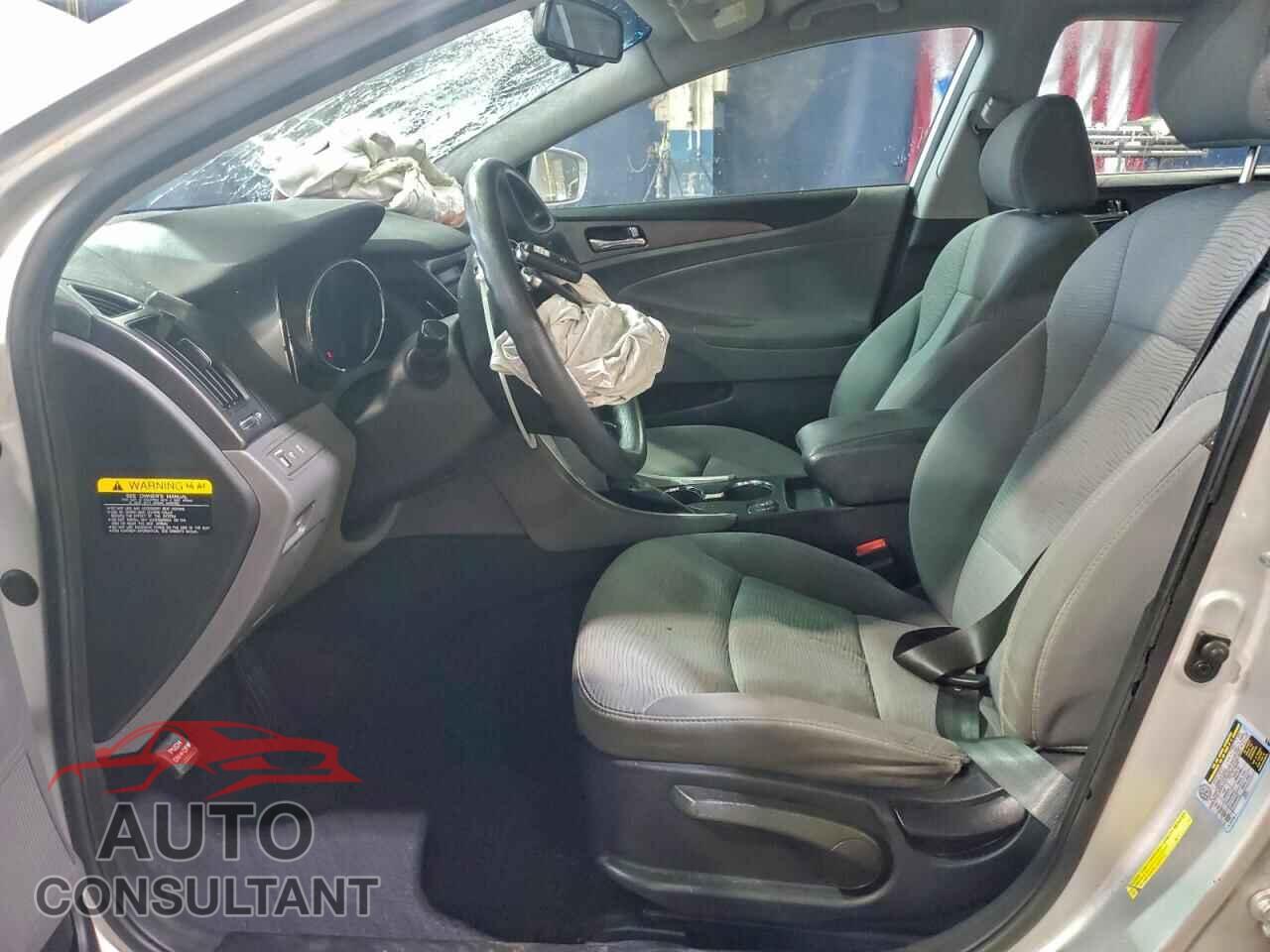 HYUNDAI SONATA 2014 - KMHEC4A49EA116512