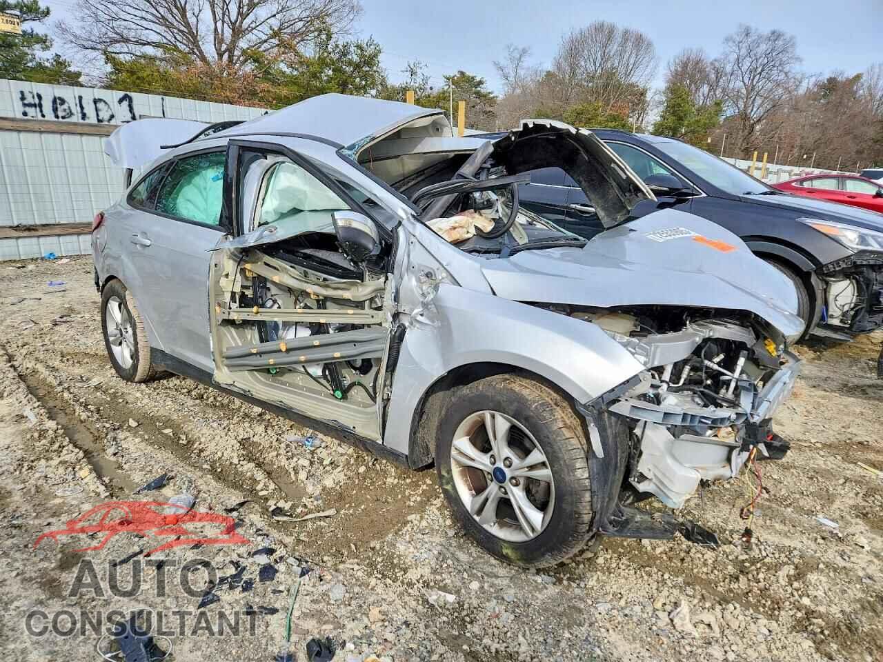 FORD FOCUS 2014 - 1FADP3F2XEL410596
