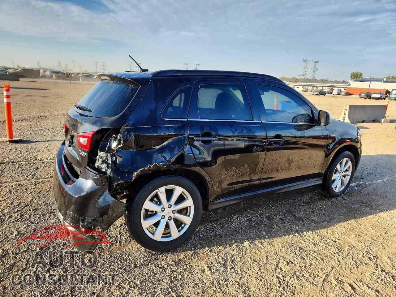 MITSUBISHI OUTLANDER 2015 - 4A4AR4AU6FE001998