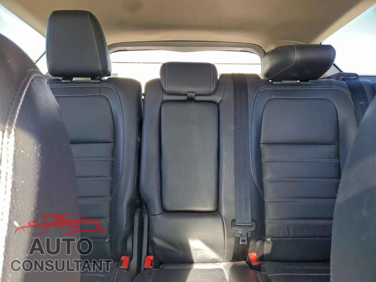 FORD ESCAPE 2019 - 1FMCU9J92KUC51466