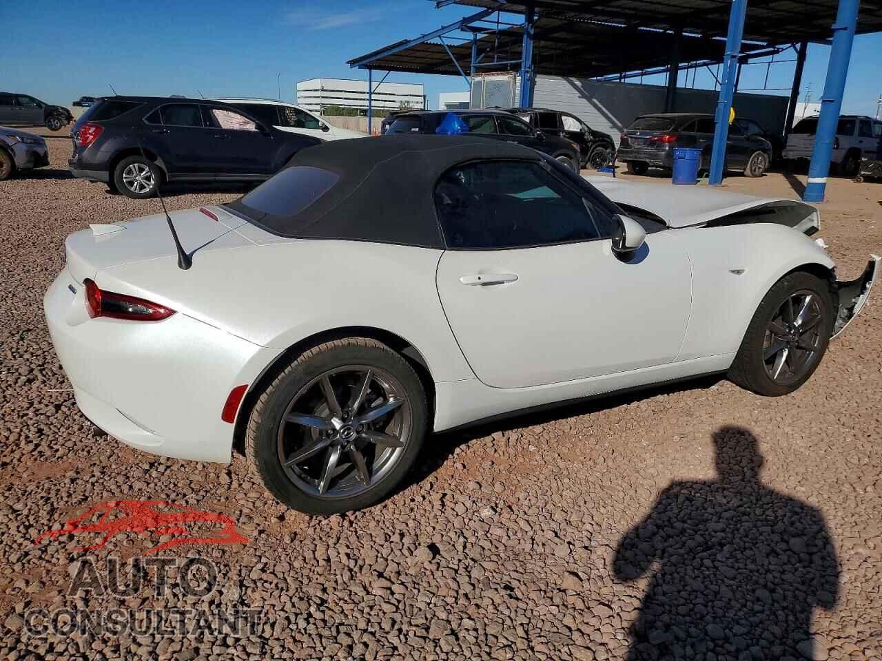 MAZDA MX5 2023 - JM1NDAD7XP0558035