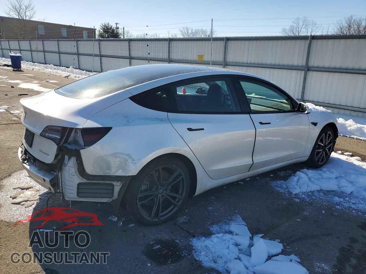 TESLA MODEL 3 2021 - 5YJ3E1EB2MF906768