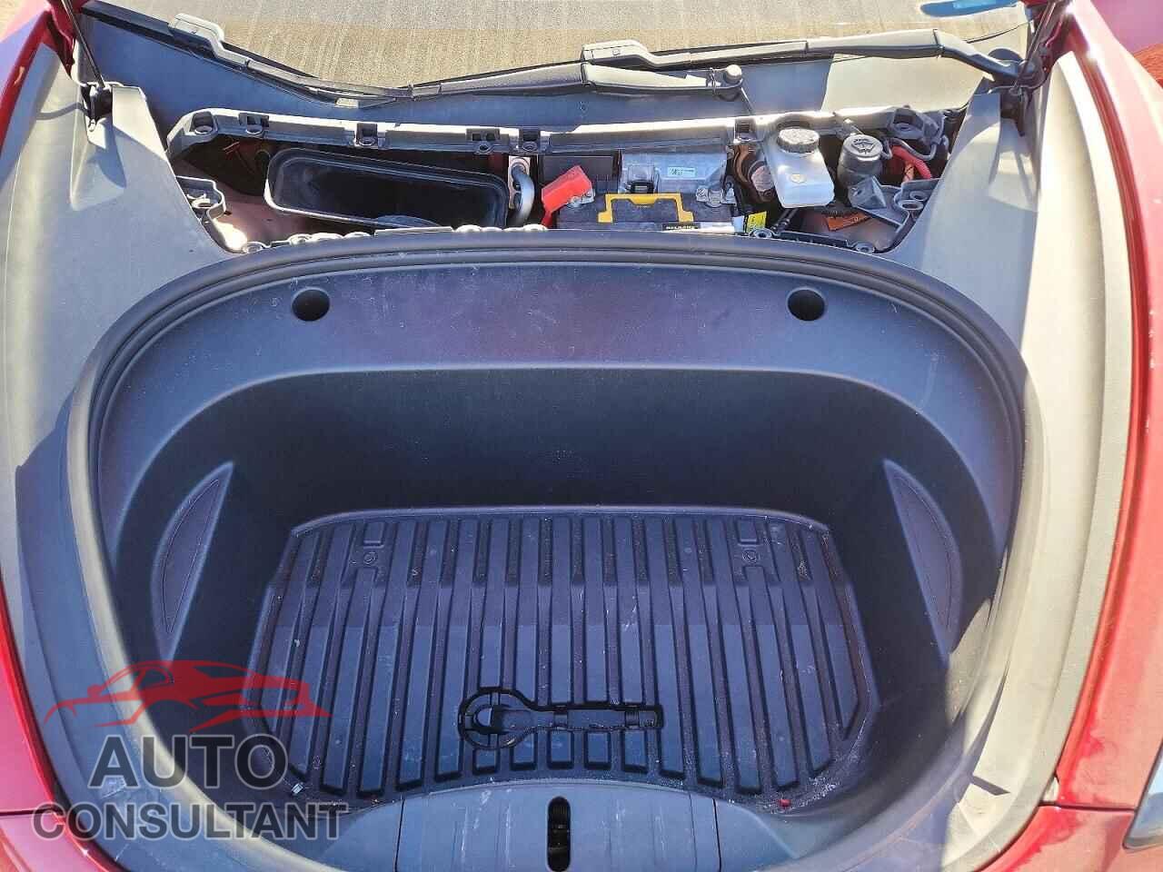 TESLA MODEL 3 2020 - 5YJ3E1EB5LF803102