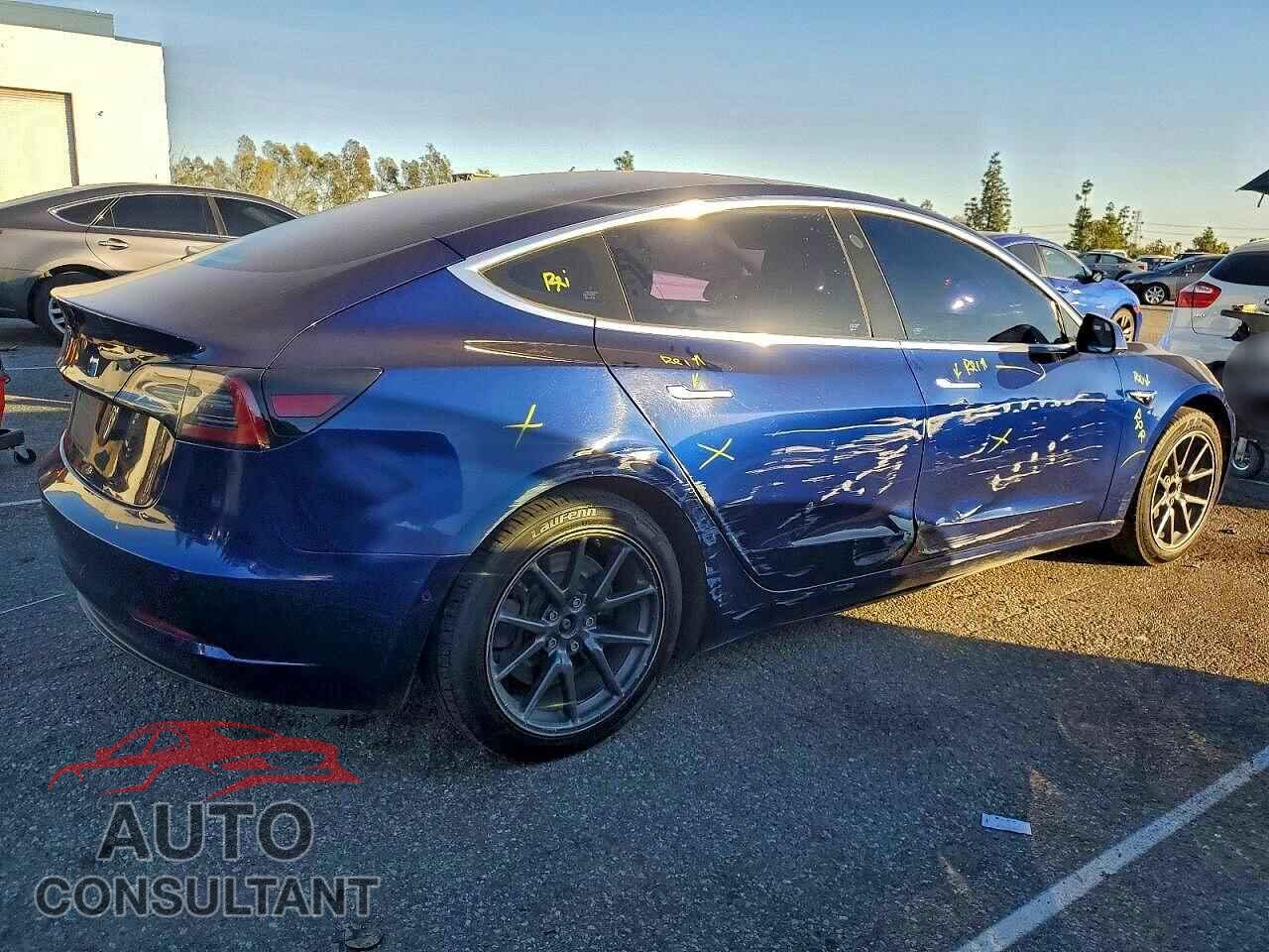 TESLA MODEL 3 2018 - 5YJ3E1EAXJF102687