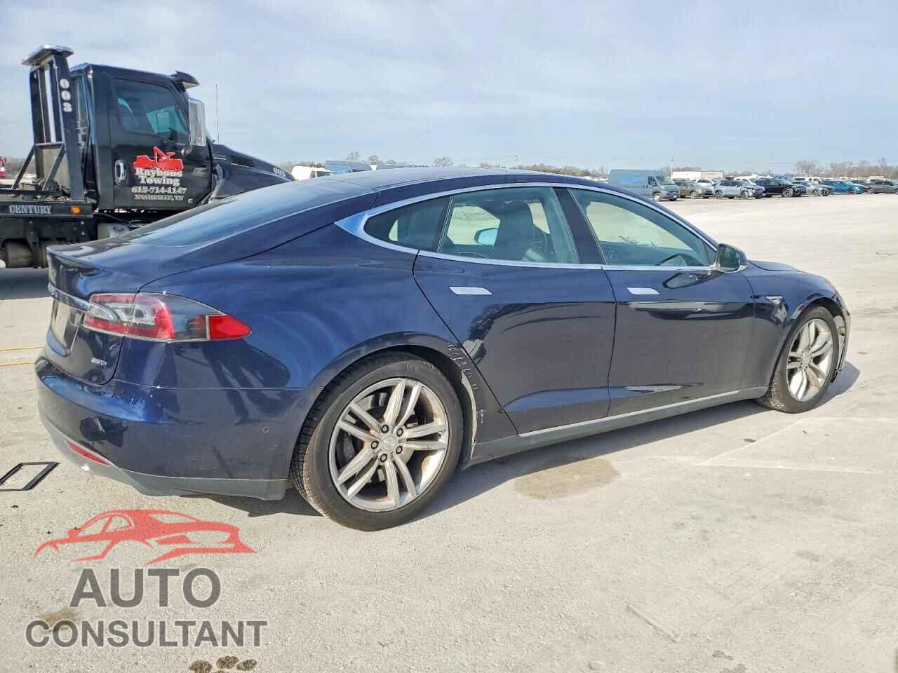 TESLA MODEL S 2015 - 5YJSA1H26FF080920