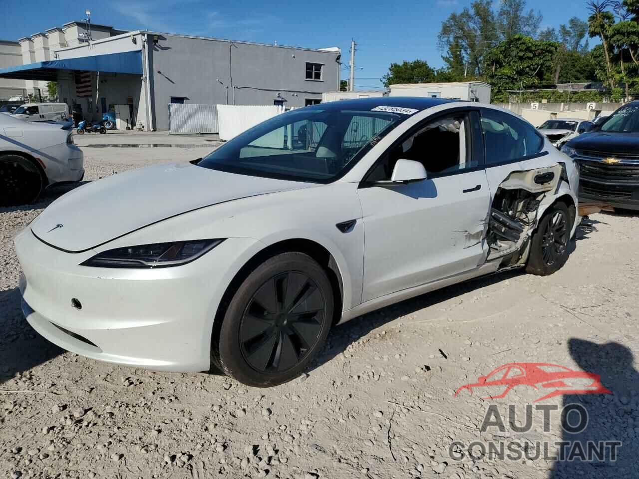 TESLA MODEL 3 2024 - 5YJ3E1EA8RF732820