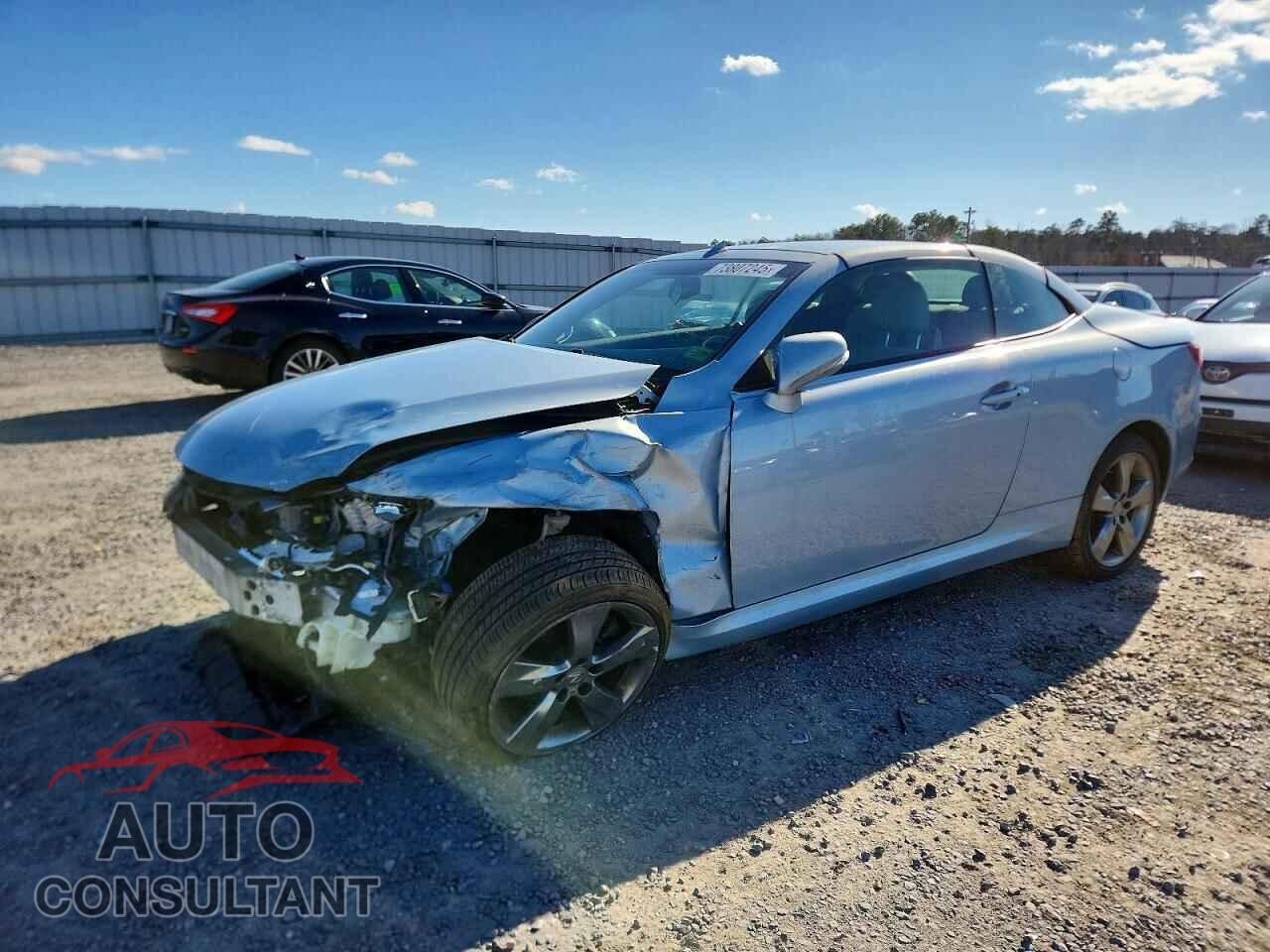LEXUS IS 2011 - JTHFF2C28B2520423