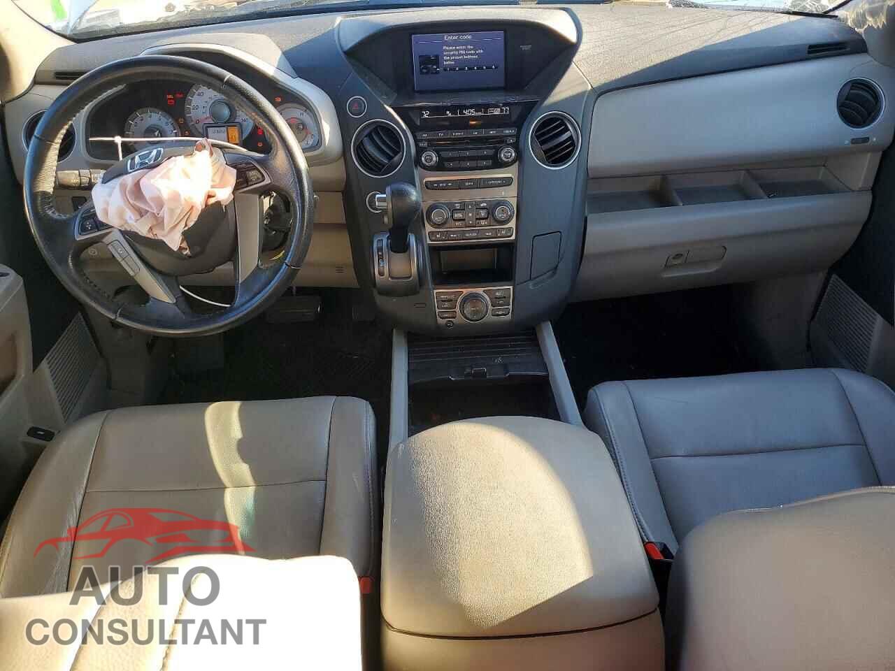 HONDA PILOT 2012 - 5FNYF4H74CB005248