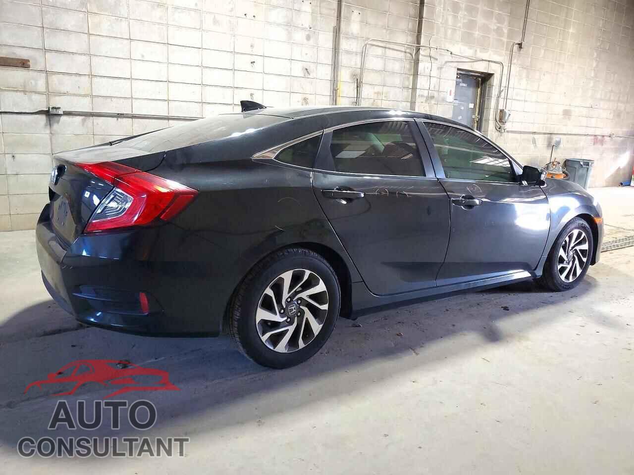 HONDA CIVIC 2017 - 19XFC2F74HE031837