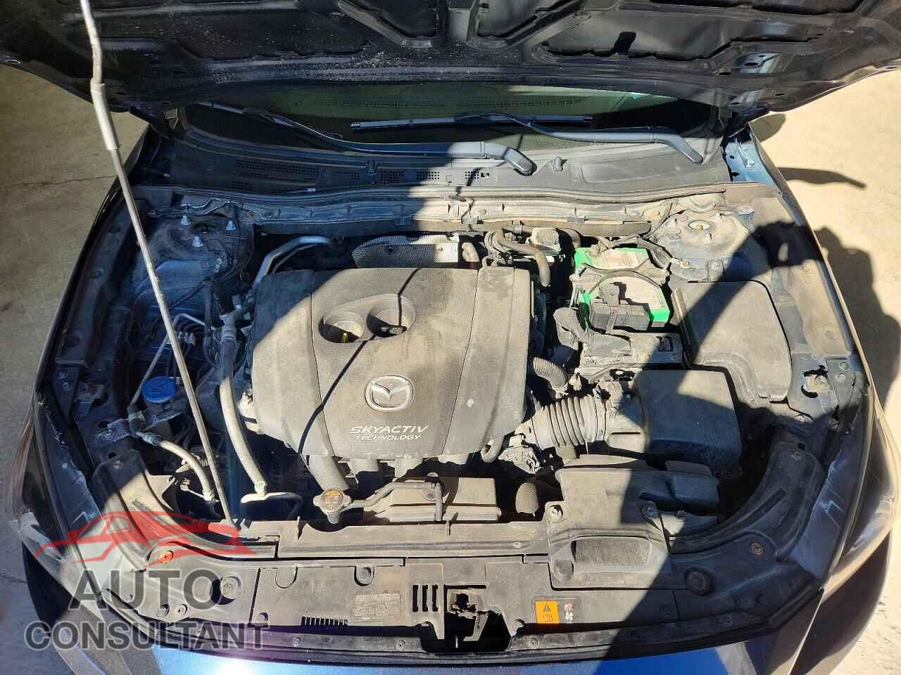 MAZDA 3 2014 - JM1BM1L37E1145577