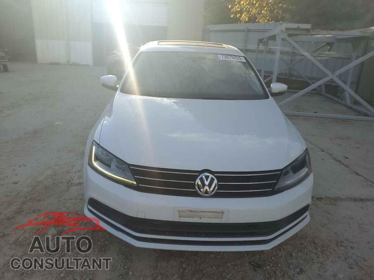 VOLKSWAGEN JETTA 2017 - 3VWDB7AJ7HM332079