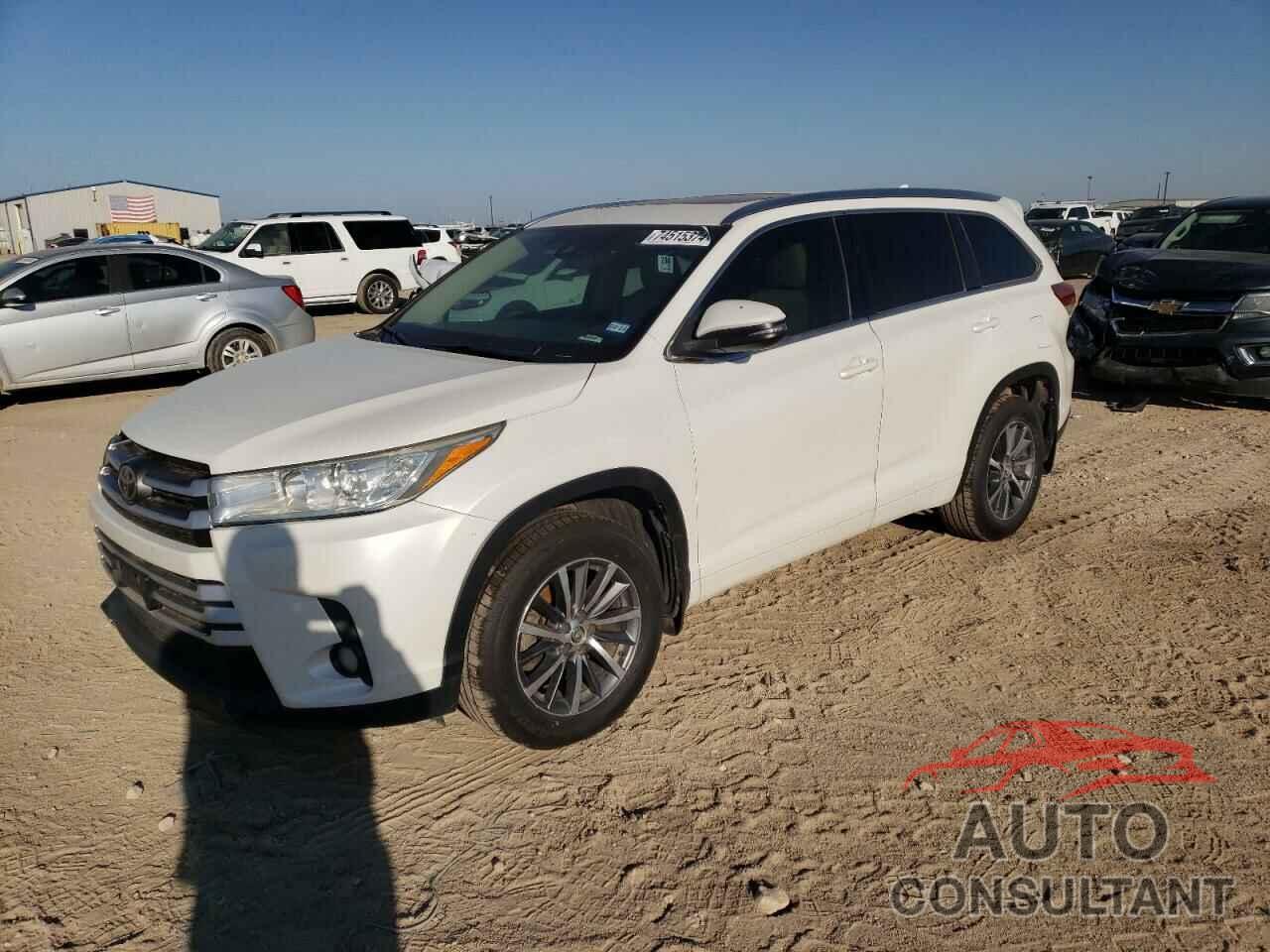 TOYOTA HIGHLANDER 2017 - 5TDJZRFH6HS476709