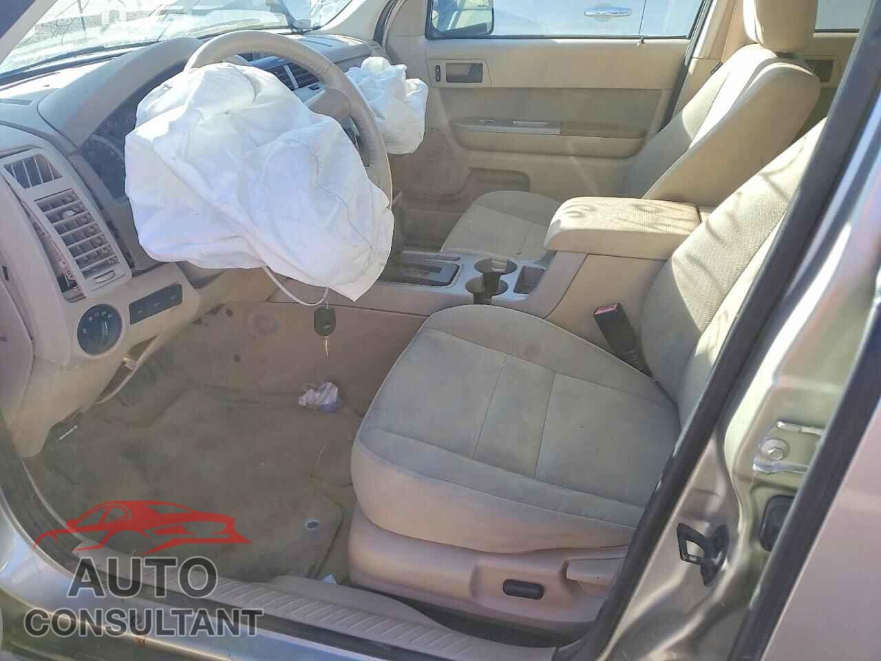 FORD ESCAPE 2010 - 1FMCU9D73AKD45831