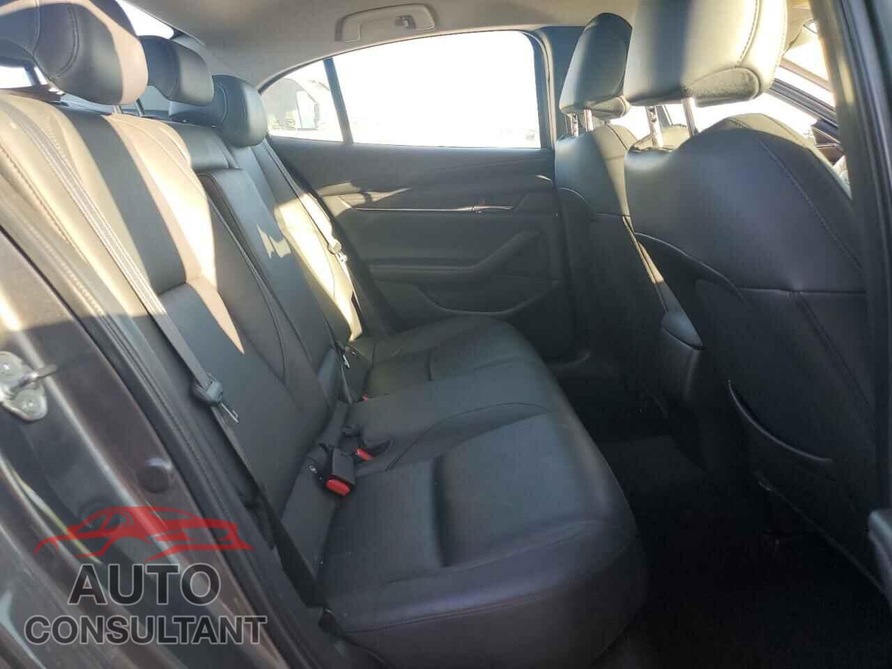 MAZDA 3 2019 - 3MZBPADL8KM106899