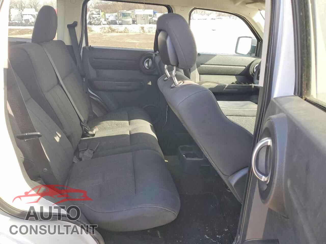 DODGE NITRO 2011 - 1D4PT4GK4BW589819
