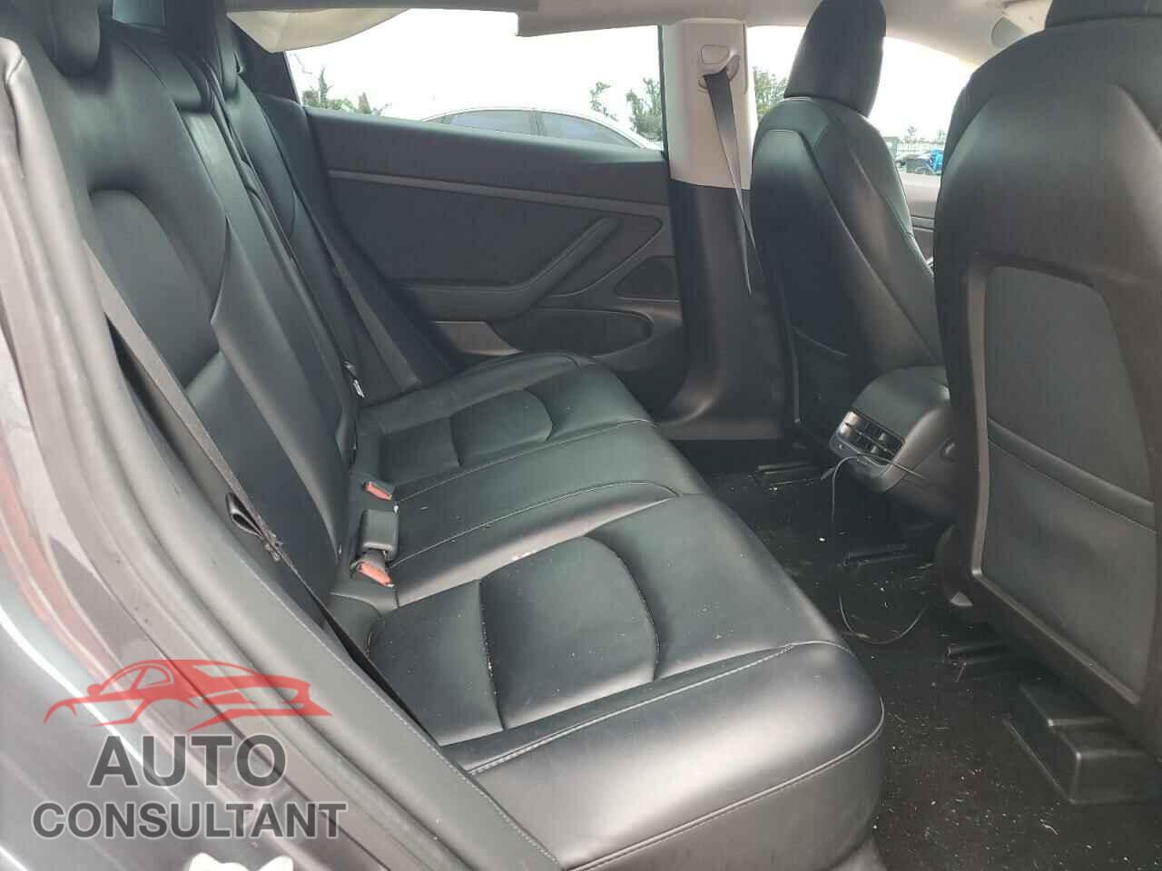 TESLA MODEL 3 2020 - 5YJ3E1EA2LF598328