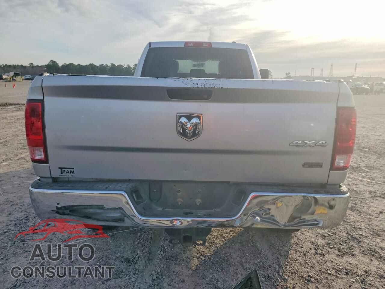 DODGE RAM 2500 2012 - 3C6UD5HL7CG305875