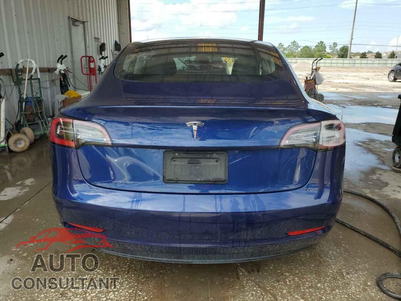 TESLA MODEL 3 2022 - 5YJ3E1EA8NF189947
