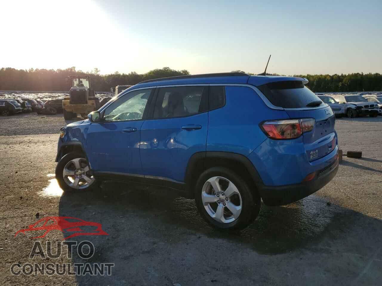 JEEP COMPASS 2018 - 3C4NJDBBXJT131613