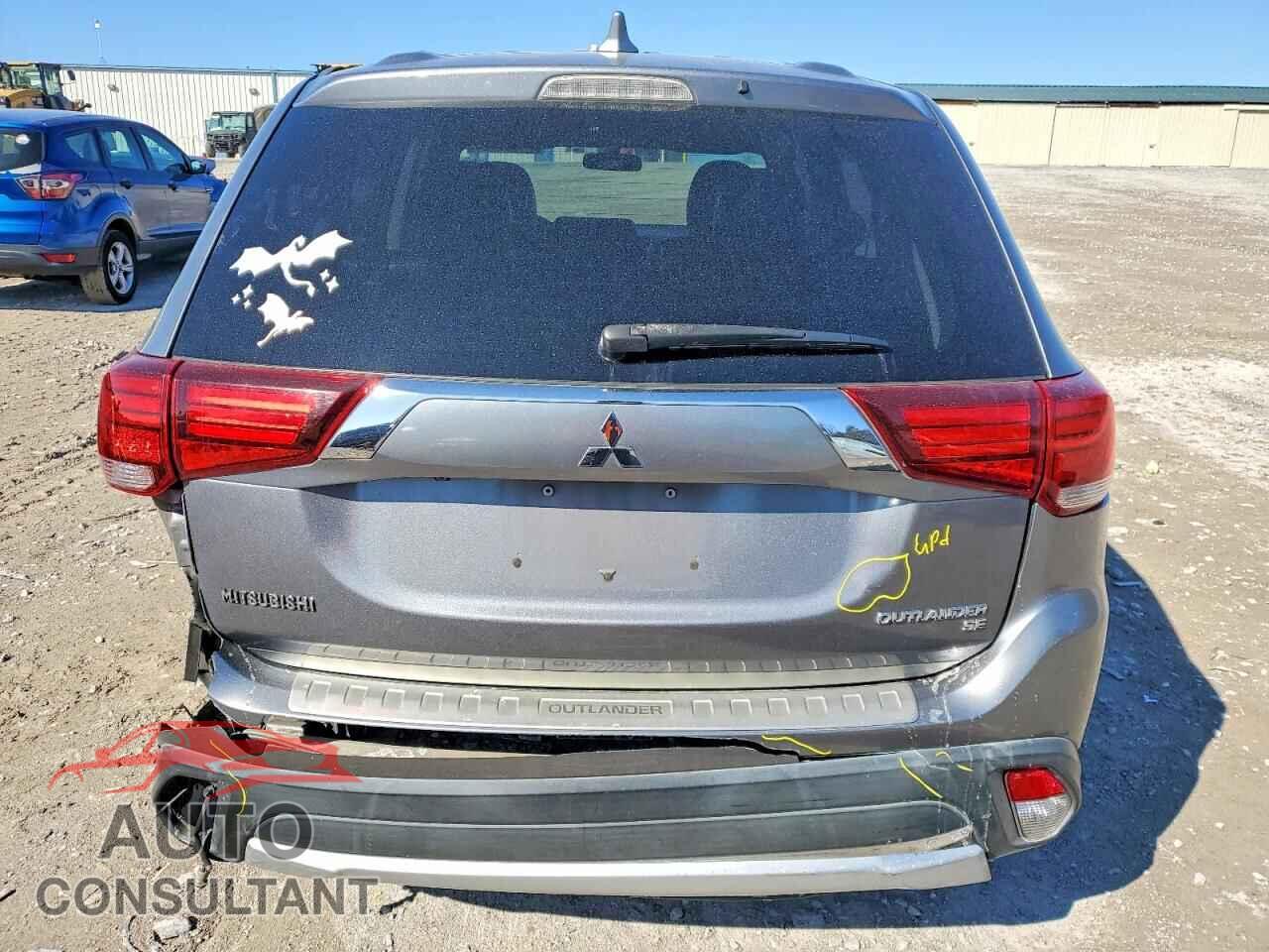 MITSUBISHI OUTLANDER 2018 - JA4AD3A30JJ001237