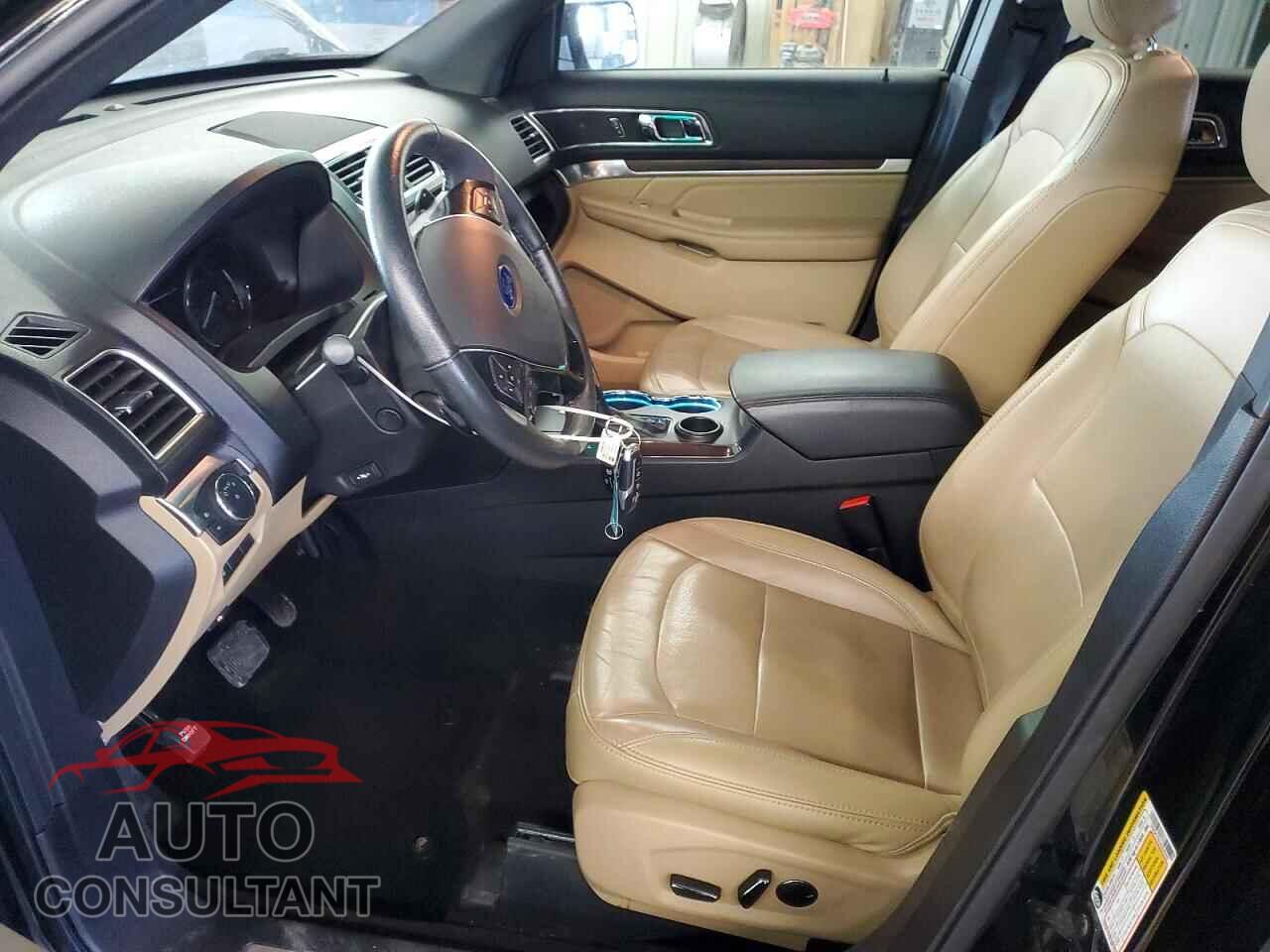 FORD EXPLORER 2017 - 1FM5K7F81HGB49487