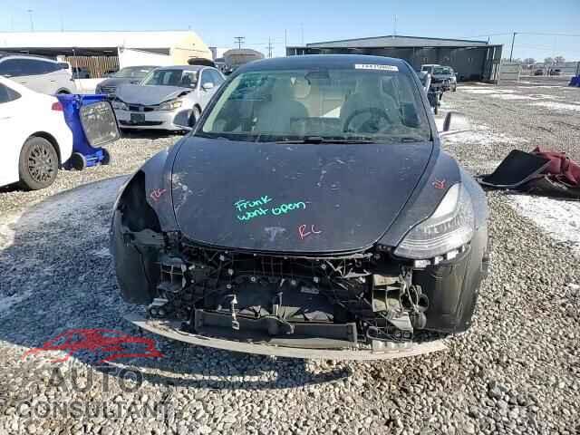 TESLA MODEL 3 2019 - 5YJ3E1EBXKF450371