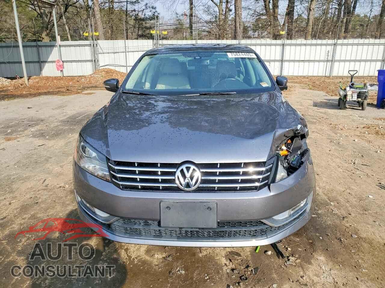 VOLKSWAGEN PASSAT 2015 - 1VWCV7A35FC005277