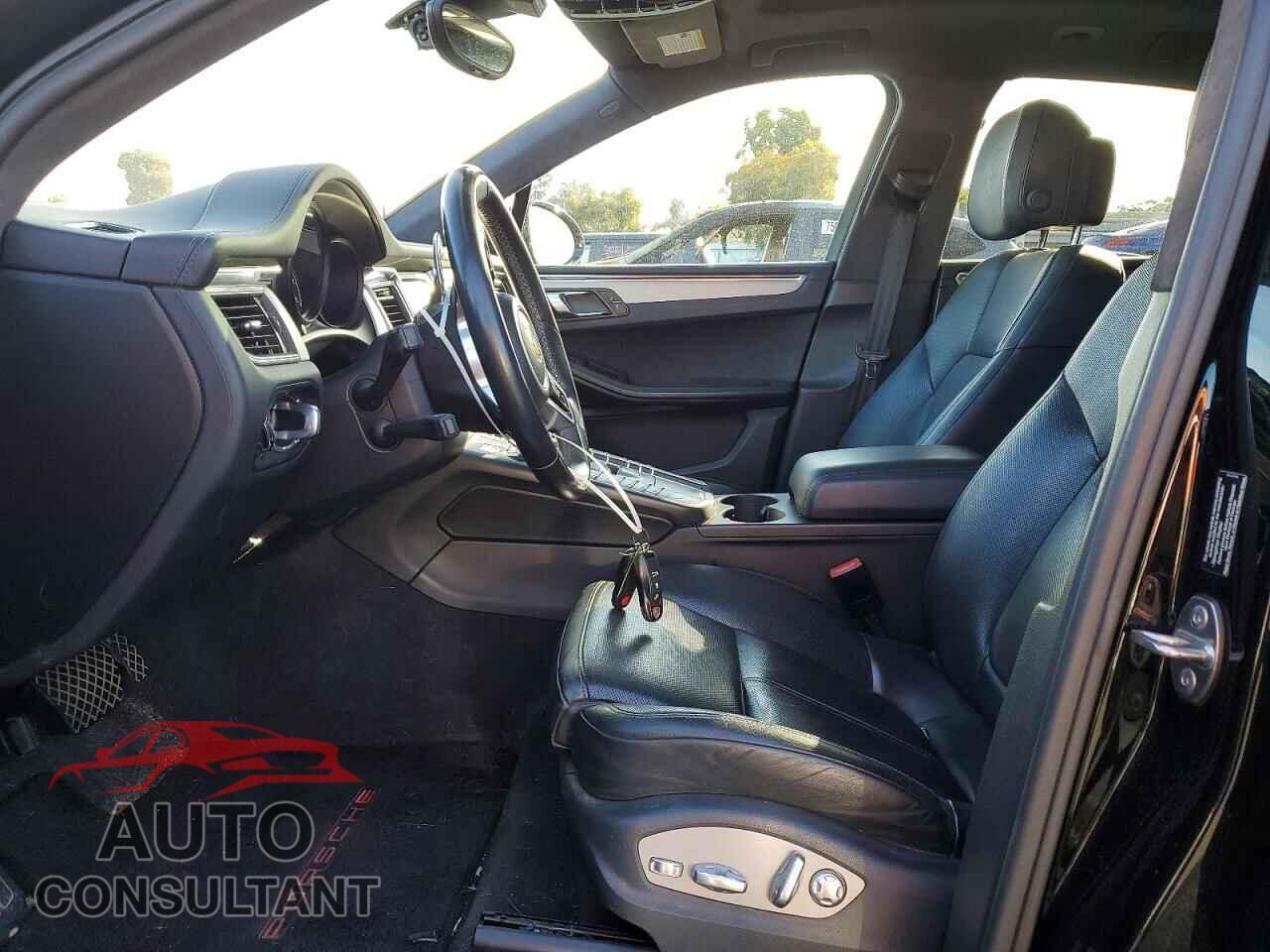 PORSCHE MACAN 2016 - WP1AF2A51GLB90438