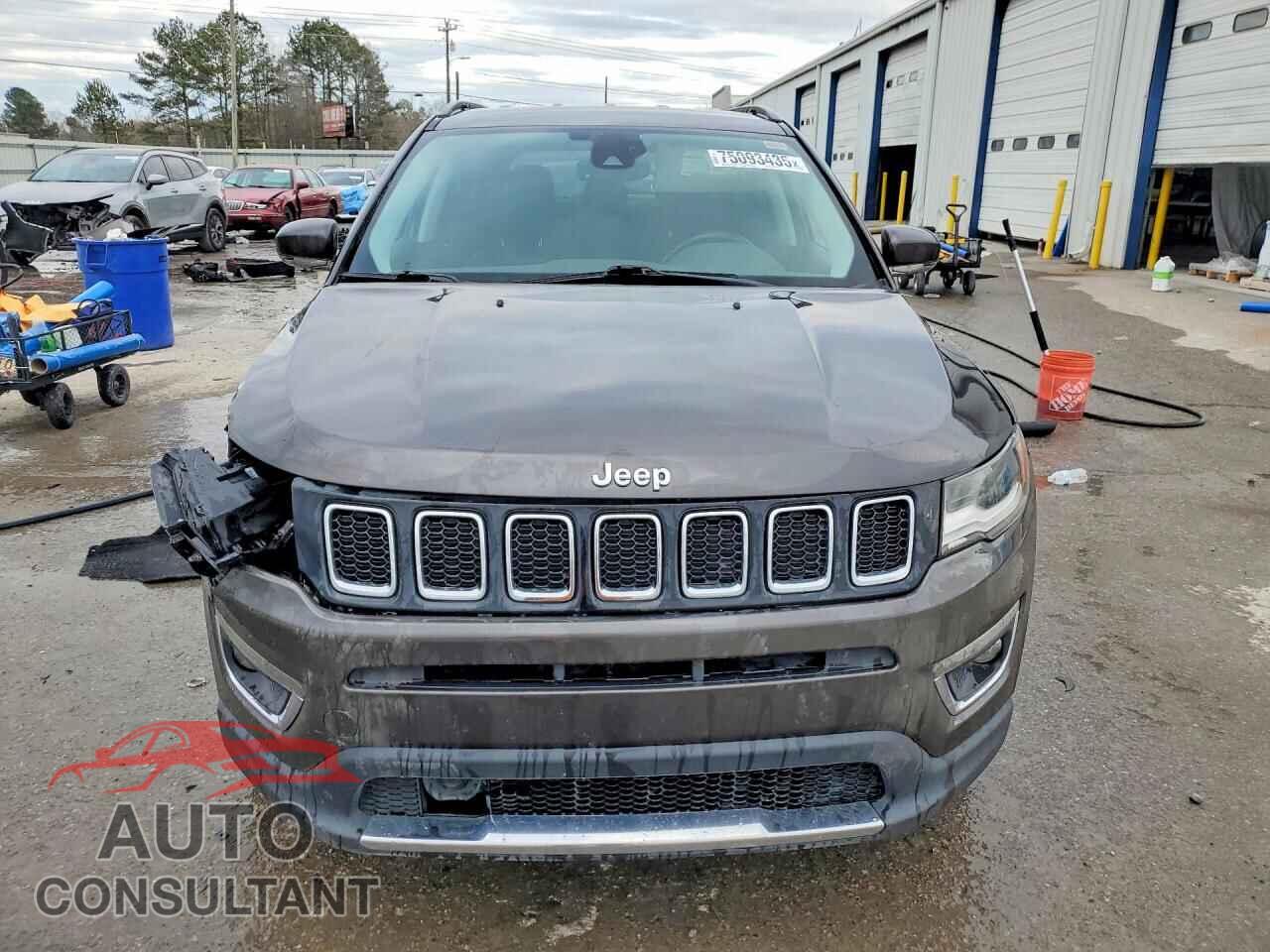 JEEP COMPASS 2018 - 3C4NJCCB7JT406265