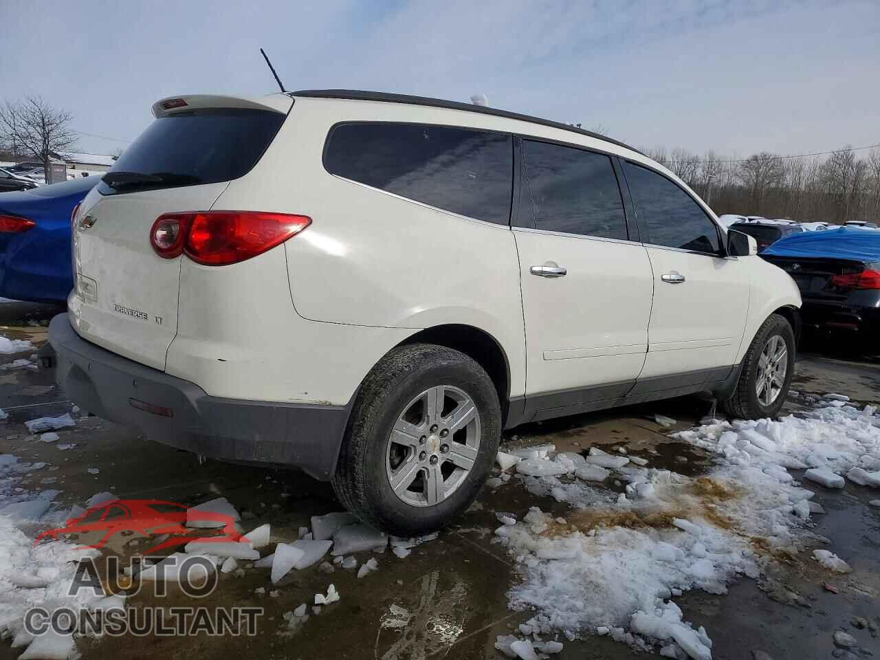 CHEVROLET TRAVERSE 2011 - 1GNKRJED7BJ223589
