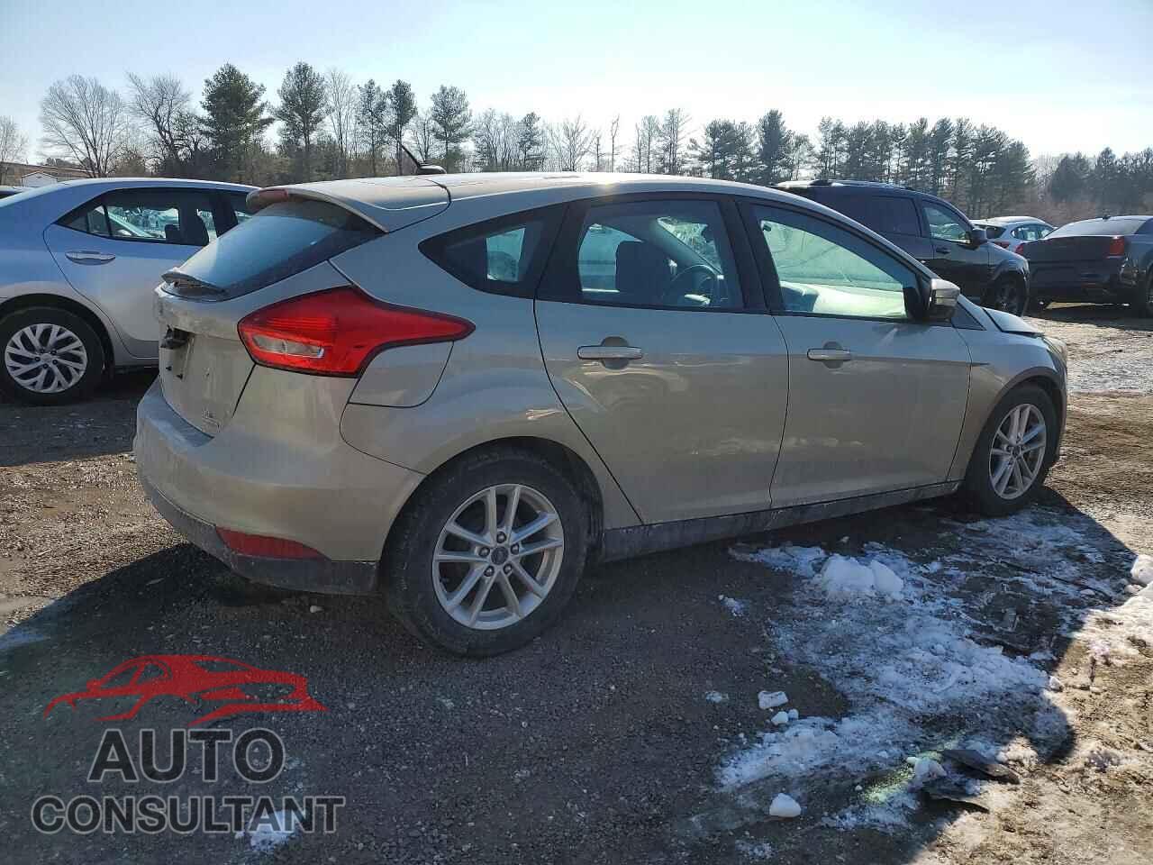 FORD FOCUS 2015 - 1FADP3K20FL292470