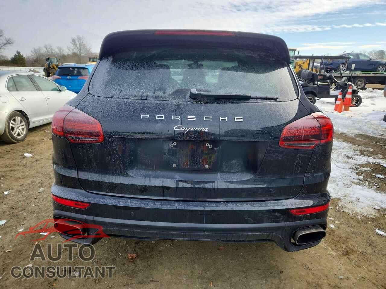 PORSCHE CAYENNE 2016 - WP1AA2A20GKA12689