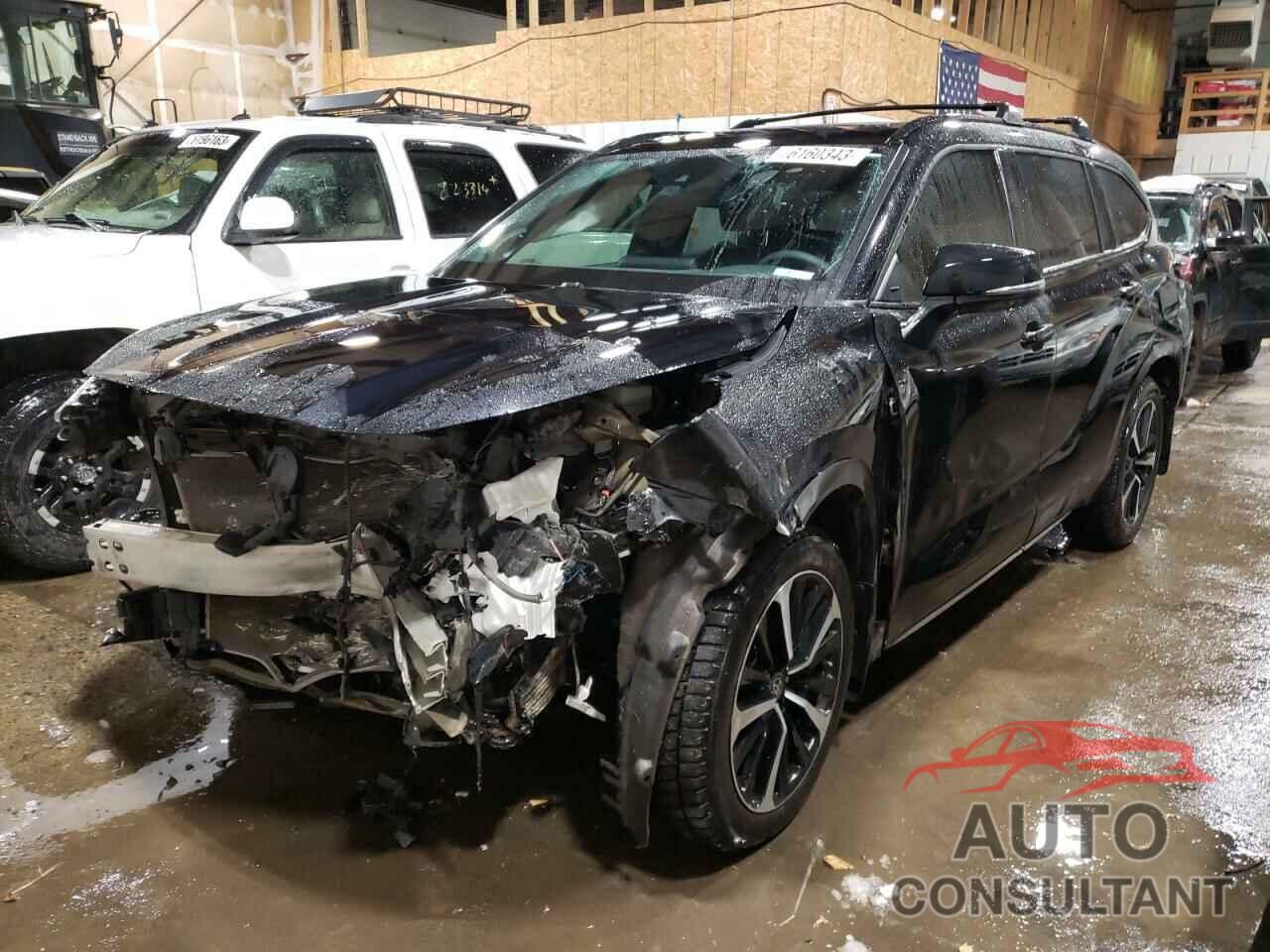 TOYOTA HIGHLANDER 2021 - 5TDJZRBH0MS152106