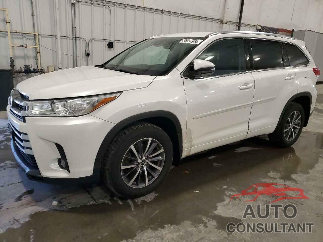 TOYOTA HIGHLANDER 2017 - 5TDJZRFH5HS386631