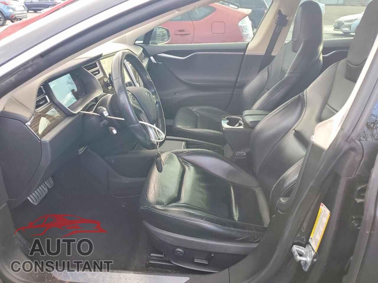 TESLA MODEL S 2015 - 5YJSA1H42FF090457