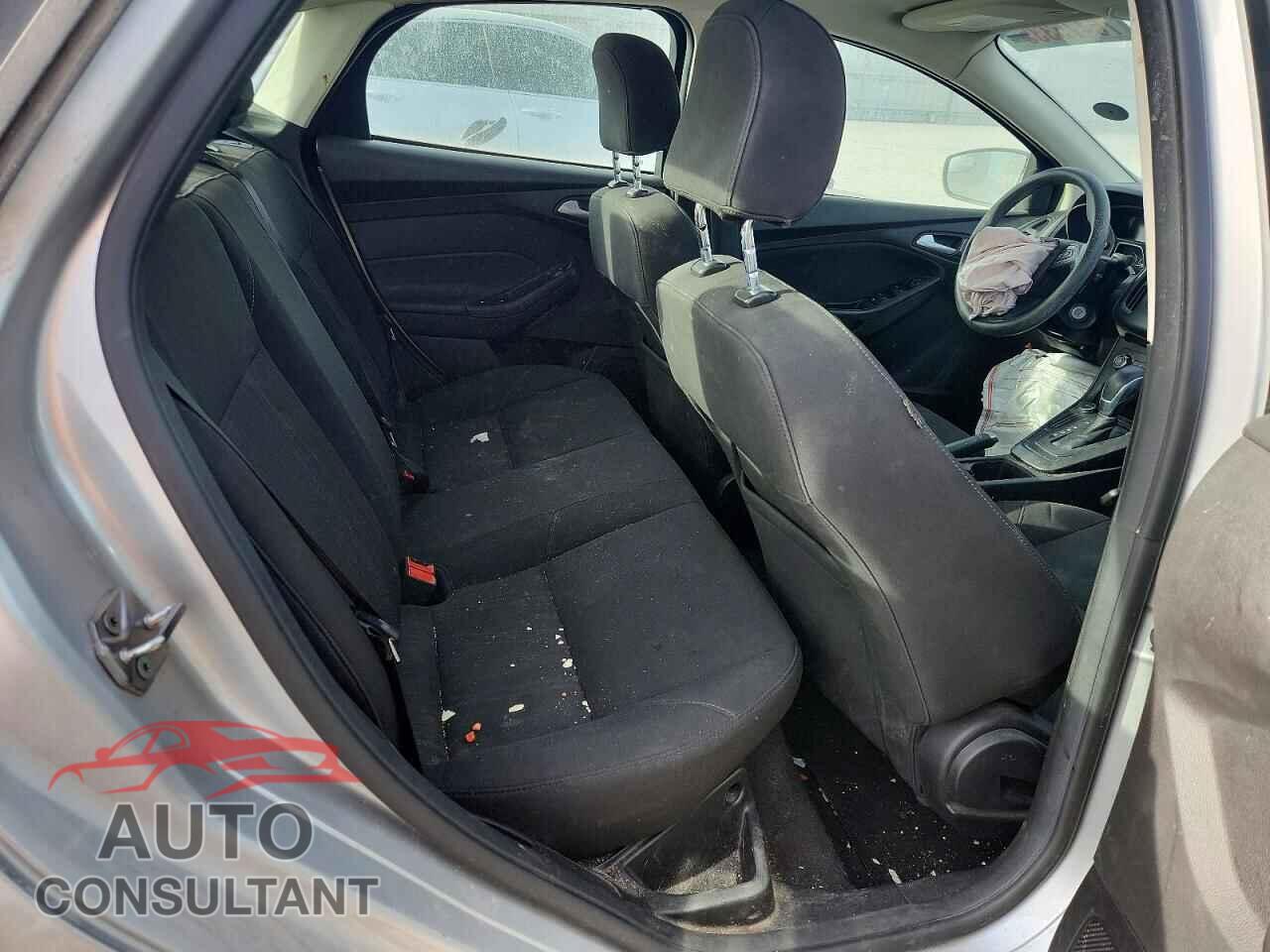 FORD FOCUS 2017 - 1FADP3F25HL295877