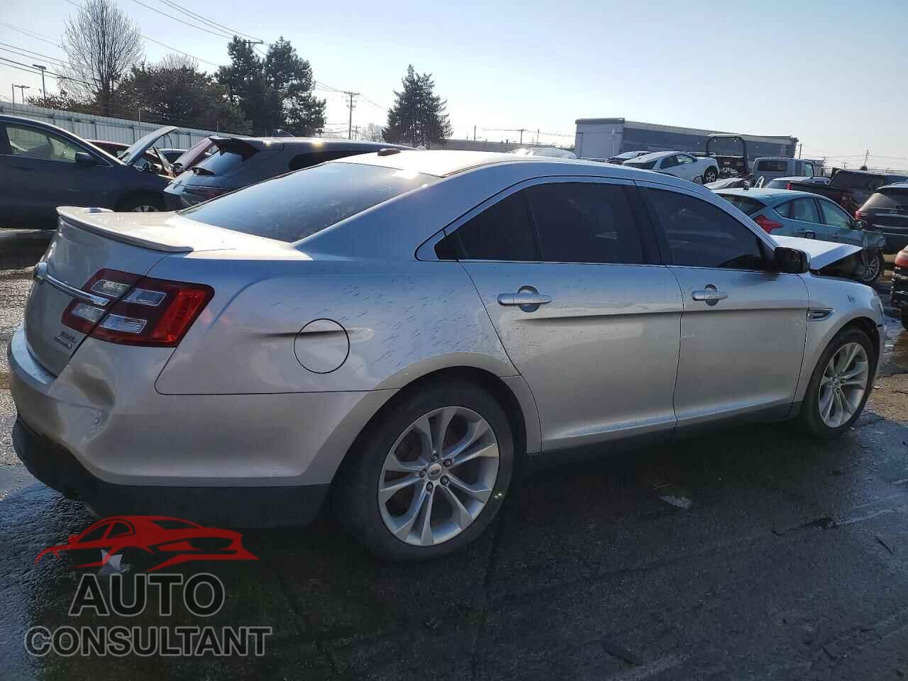 FORD TAURUS 2013 - 1FAHP2E80DG109053