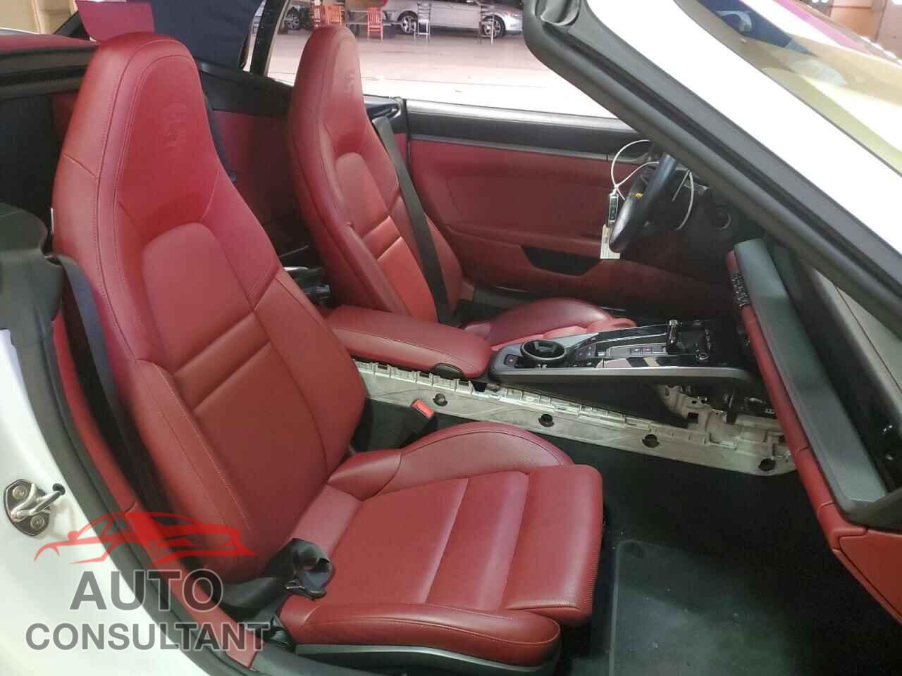PORSCHE 911 2020 - WP0CB2A99LS263015