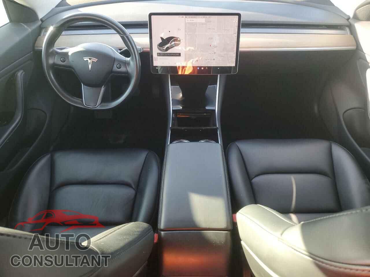 TESLA MODEL 3 2018 - 5YJ3E1EA3JF011597